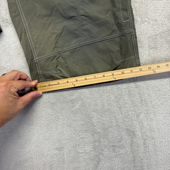Kuhl Shorst Mens 36 Green Khaki Outdoor Hiking Shorts Size 36 Casual Activewear - Picture 13 of 16